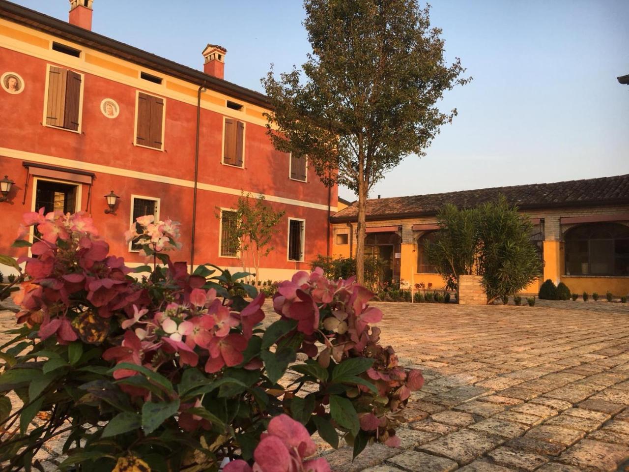 Marcaria Agriturismo Corte Palazzo מראה חיצוני תמונה